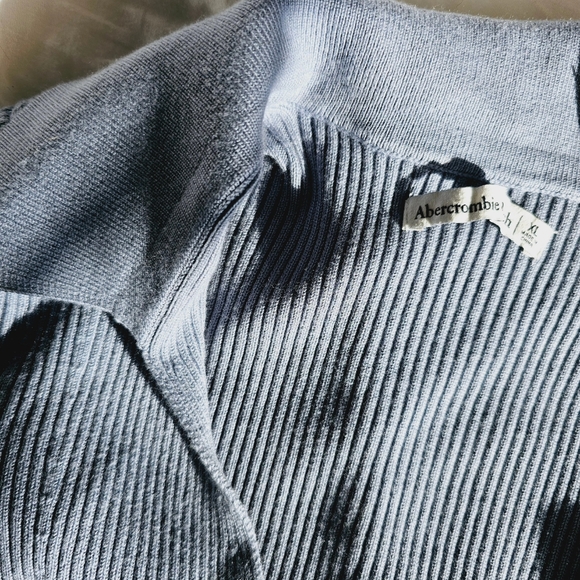 Abercrombie & Fitch Ribbed Collar V Neck Crop Sweater New Tags Blue Extra Large - Picture 8 of 8
